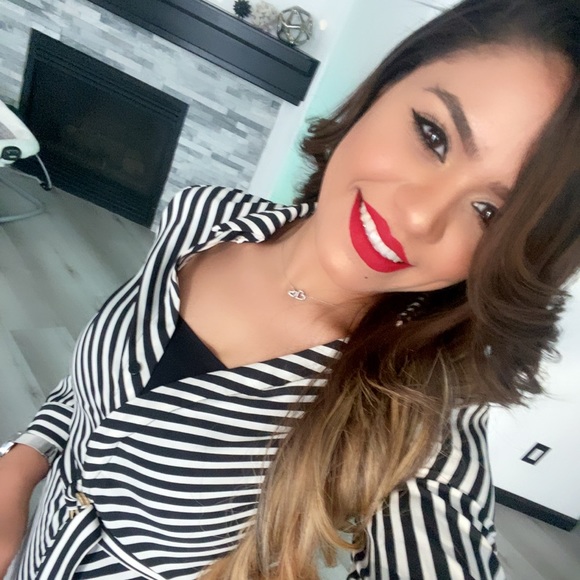 Meet your Posher, Emy - Picture 1 of 1